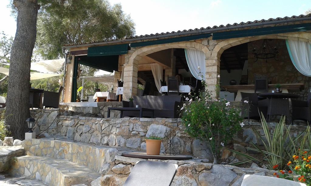 El Encinar De Arta Hotel ภายนอก รูปภาพ