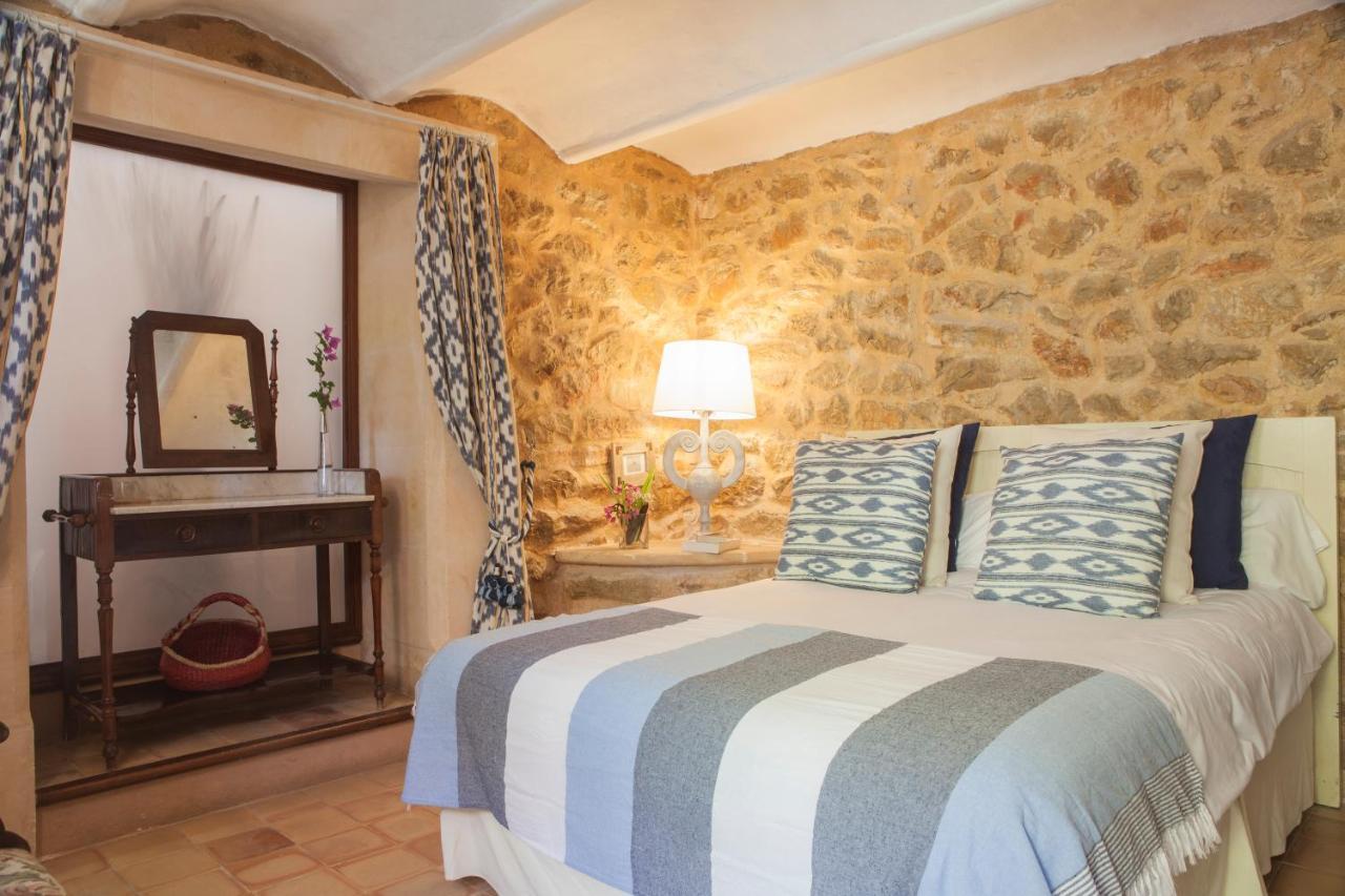 El Encinar De Arta Hotel ภายนอก รูปภาพ