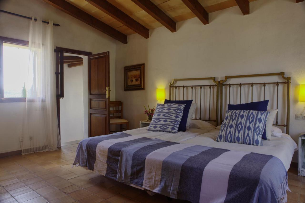 El Encinar De Arta Hotel ภายนอก รูปภาพ